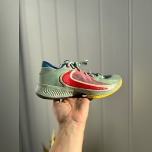 Nike Zoom Freak 4 SE size 4.5Y (used)